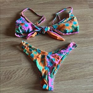 ⭐️SHEIN Pink and Orange Leaf Print Bikini